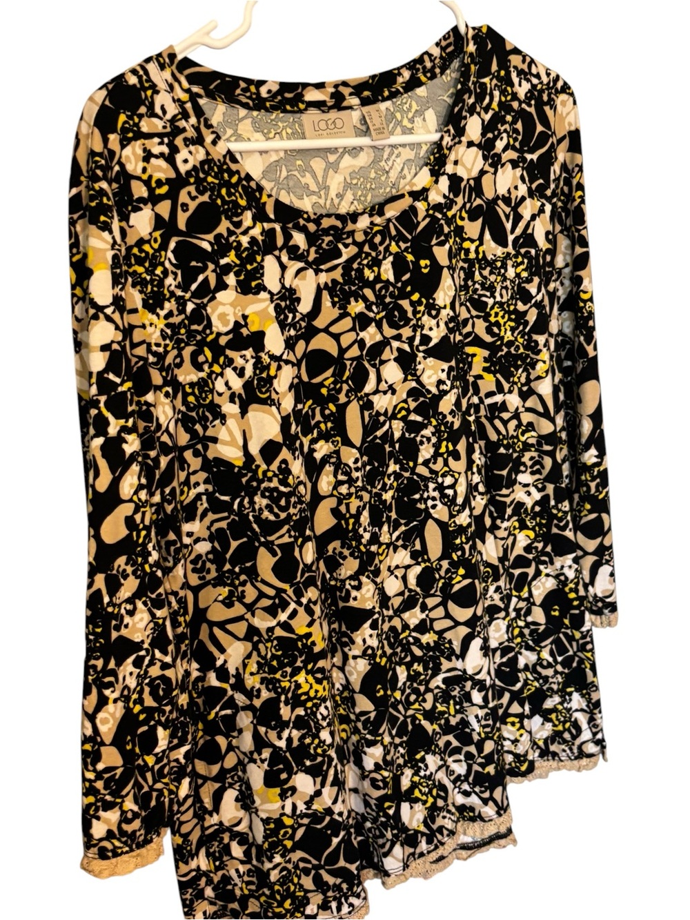 LOGO by Lori Goldstein Black, Cream & Yellow Abstract Floral Long Sleeve Tee